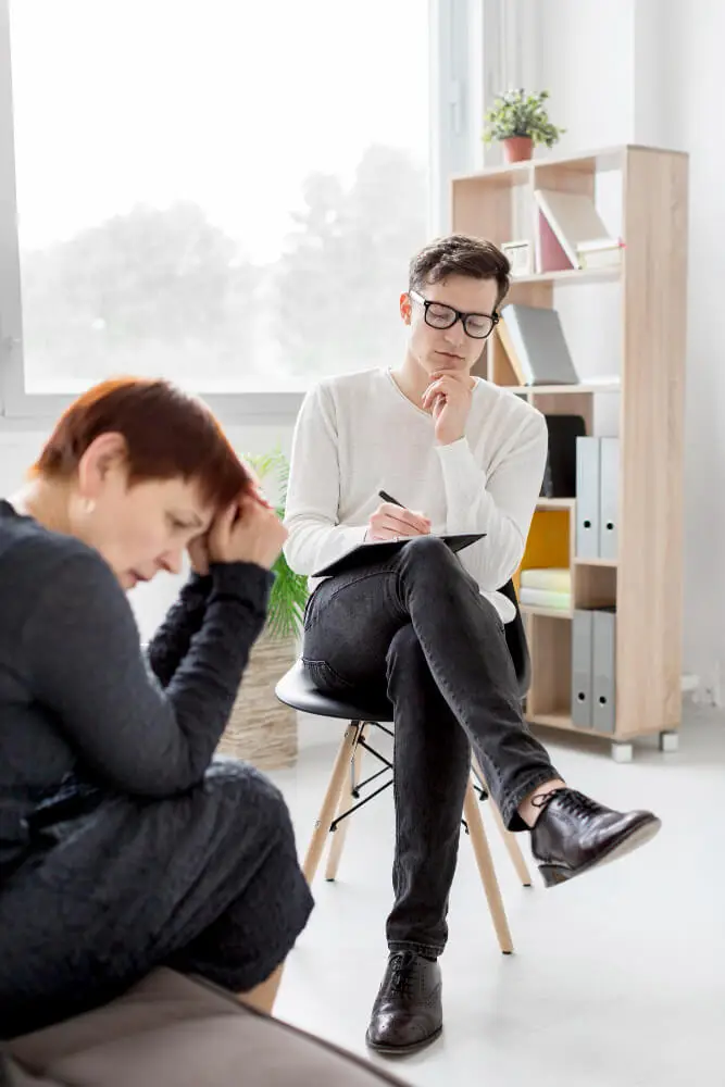 One-on-one therapy session at Los Angeles Therapy Institute