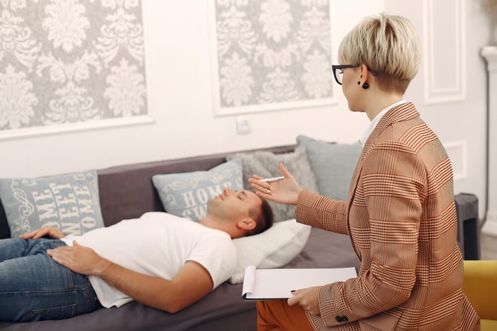 EMDR trauma therapy session at Los Angeles Therapy Institute
